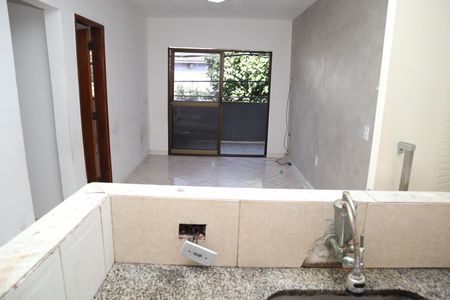 SALA de casa para alugar com 2 quartos, 420m² em Recreio dos Bandeirantes, Rio de Janeiro