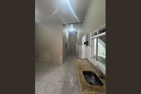 Casa à venda com 42m², 1 quarto e sem vaga Casa à venda com 42m², 1 quarto e sem vagaSala/Cozinha