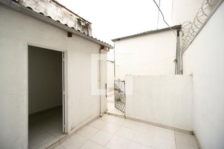 Casa para alugar com 60m², 1 quarto e sem vaga