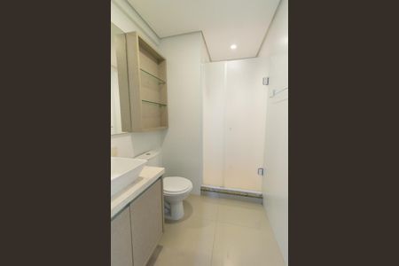 Apartamento à venda com 74m², 3 quartos e 2 vagas Apartamento à venda com 74m², 3 quartos e 2 vagasBanheiro Social