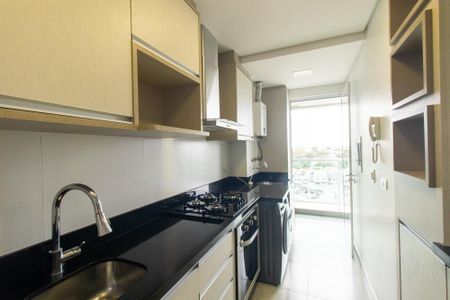 Apartamento à venda com 74m², 3 quartos e 2 vagas Apartamento à venda com 74m², 3 quartos e 2 vagasCozinha e Área de Serviço