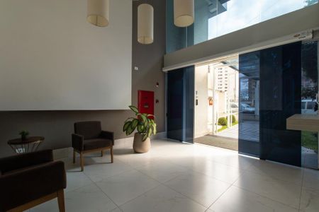 Apartamento à venda com 74m², 3 quartos e 2 vagas Apartamento à venda com 74m², 3 quartos e 2 vagasHall de entrada