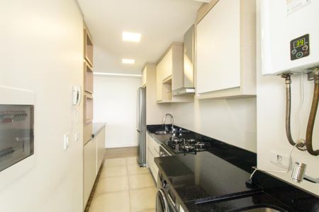 Apartamento à venda com 74m², 3 quartos e 2 vagas Apartamento à venda com 74m², 3 quartos e 2 vagasCozinha e Área de Serviço