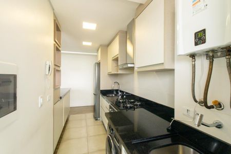 Apartamento à venda com 74m², 3 quartos e 2 vagas Apartamento à venda com 74m², 3 quartos e 2 vagasCozinha e Área de Serviço