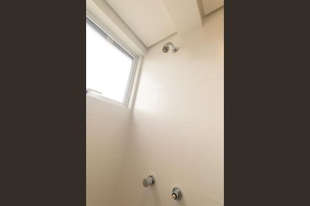 Apartamento à venda com 74m², 3 quartos e 2 vagas Apartamento à venda com 74m², 3 quartos e 2 vagasBanheiro da Suite