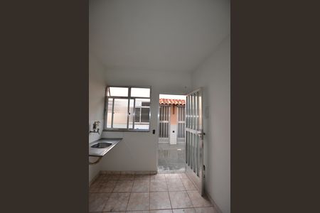 Sala / Quarto de apartamento para alugar com 1 quarto, 15m² em Bento Ribeiro, Rio de Janeiro