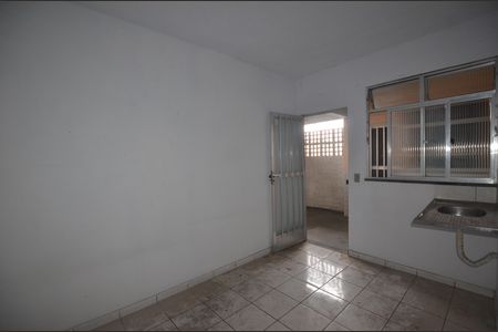 Studio para alugar com 17m², 1 quarto e sem vagaSala / Quarto