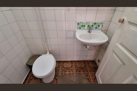 Casa à venda com 156m², 4 quartos e 3 vagas Casa à venda com 156m², 4 quartos e 3 vagasLavabo