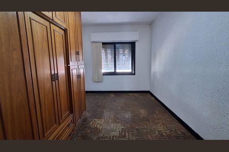 Casa à venda com 156m², 4 quartos e 3 vagas Casa à venda com 156m², 4 quartos e 3 vagasQuarto 3