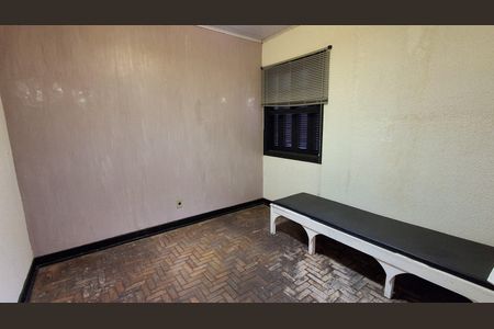 Casa à venda com 156m², 4 quartos e 3 vagas Casa à venda com 156m², 4 quartos e 3 vagasQuarto 2