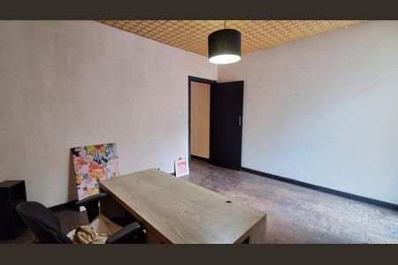 Casa à venda com 156m², 4 quartos e 3 vagas Casa à venda com 156m², 4 quartos e 3 vagasQuarto 1