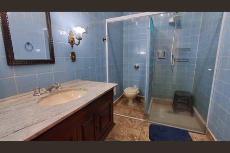 Casa à venda com 156m², 4 quartos e 3 vagas Casa à venda com 156m², 4 quartos e 3 vagasBanheiro Social