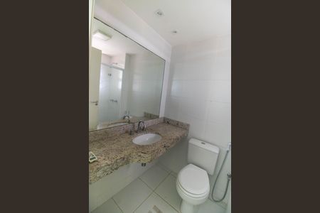 Apartamento para alugar com 260m², 3 quartos e 2 vagas Apartamento para alugar com 260m², 3 quartos e 2 vagasBanheiro da Suíte 2