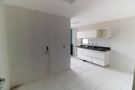 Apartamento para alugar com 260m², 3 quartos e 2 vagas Apartamento para alugar com 260m², 3 quartos e 2 vagasCozinha