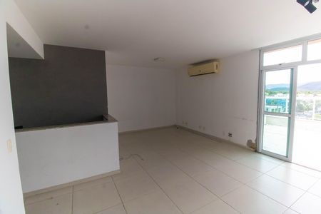 Apartamento para alugar com 260m², 3 quartos e 2 vagas Apartamento para alugar com 260m², 3 quartos e 2 vagasSala