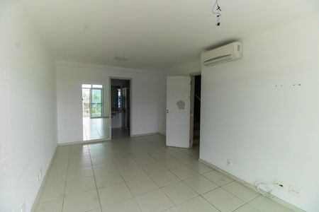 Apartamento para alugar com 260m², 3 quartos e 2 vagas Apartamento para alugar com 260m², 3 quartos e 2 vagasSuíte 3