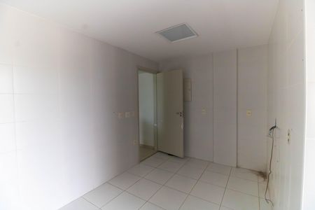 Apartamento para alugar com 260m², 3 quartos e 2 vagas Apartamento para alugar com 260m², 3 quartos e 2 vagasCozinha
