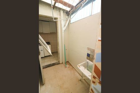 Casa de condomínio para alugar com 90m², 3 quartos e 1 vaga Casa de condomínio para alugar com 90m², 3 quartos e 1 vagaÁrea de Serviço