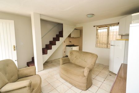 Sala de casa de condomínio para alugar com 3 quartos, 90m² em Lomba do Pinheiro, Porto Alegre