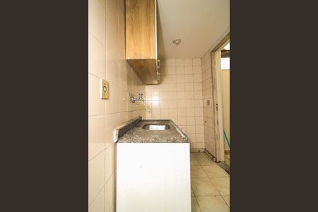 Cozinha de casa de condomínio para alugar com 3 quartos, 90m² em Lomba do Pinheiro, Porto Alegre