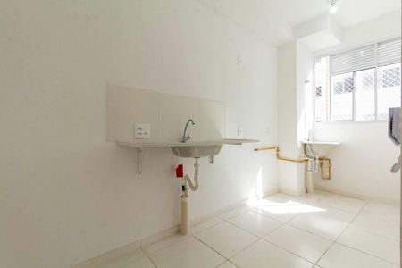 Cozinha e Área de Serviço de apartamento para alugar com 2 quartos, 43m² em Jardim America da Penha, São Paulo