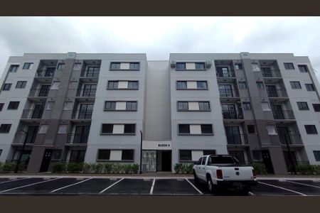 Apartamento para alugar com 50m², 2 quartos e 1 vaga Apartamento para alugar com 50m², 2 quartos e 1 vagaFachada