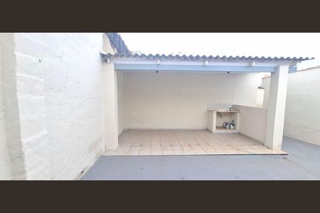 Casa para alugar com 152m², 3 quartos e 1 vaga Casa para alugar com 152m², 3 quartos e 1 vagaÁrea externa