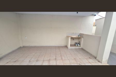 Casa para alugar com 152m², 3 quartos e 1 vaga Casa para alugar com 152m², 3 quartos e 1 vagaÁrea externa