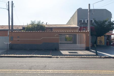 Fachada de casa à venda com 4 quartos, 320m² em Jardim Campos Eliseos, Campinas