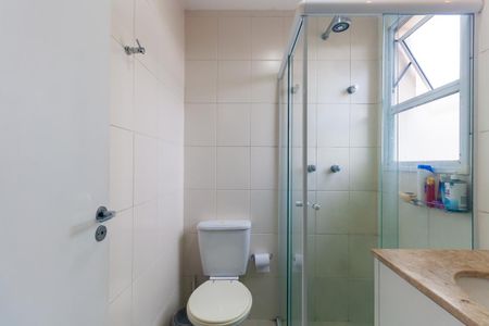 Apartamento à venda com 56m², 2 quartos e 1 vaga Apartamento à venda com 56m², 2 quartos e 1 vagaBanheiro da Suíte