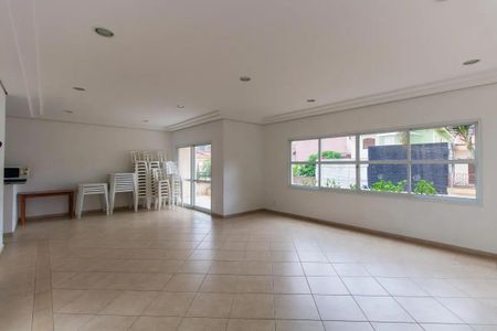 Apartamento à venda com 56m², 2 quartos e 1 vaga Apartamento à venda com 56m², 2 quartos e 1 vagaÁrea comum - Salão de festas