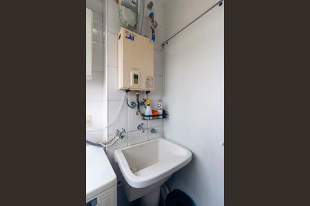 Apartamento à venda com 56m², 2 quartos e 1 vaga Apartamento à venda com 56m², 2 quartos e 1 vagaÁrea de Serviço