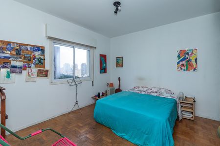 Apartamento à venda com 131m², 3 quartos e 1 vaga Apartamento à venda com 131m², 3 quartos e 1 vagaSuite
