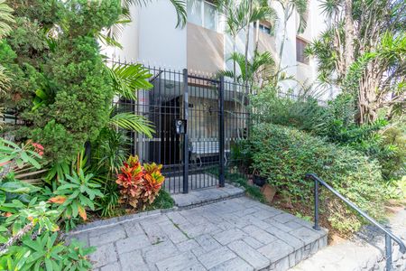 Apartamento à venda com 131m², 3 quartos e 1 vaga Apartamento à venda com 131m², 3 quartos e 1 vagaFachada