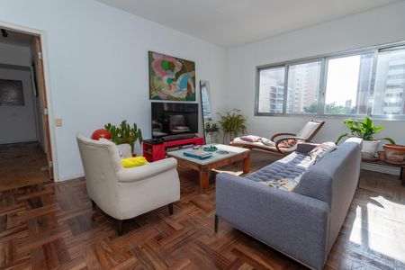Apartamento à venda com 131m², 3 quartos e 1 vaga Apartamento à venda com 131m², 3 quartos e 1 vagaSala