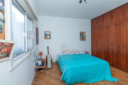 Apartamento à venda com 131m², 3 quartos e 1 vaga Apartamento à venda com 131m², 3 quartos e 1 vagaSuite