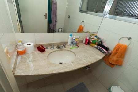Apartamento à venda com 131m², 3 quartos e 1 vaga Apartamento à venda com 131m², 3 quartos e 1 vagaBanheiro