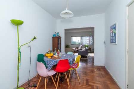 Apartamento à venda com 131m², 3 quartos e 1 vaga Apartamento à venda com 131m², 3 quartos e 1 vagaSala de Jantar