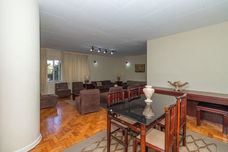 Apartamento à venda com 131m², 3 quartos e 1 vaga Apartamento à venda com 131m², 3 quartos e 1 vagaÁrea Comum - Salão de Festas