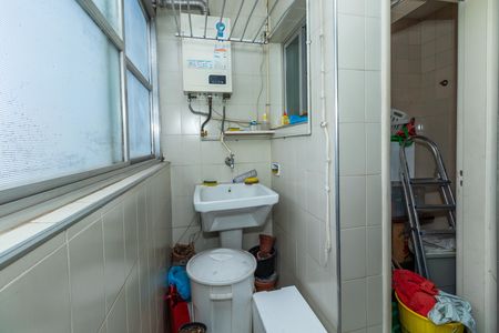 Apartamento à venda com 131m², 3 quartos e 1 vaga Apartamento à venda com 131m², 3 quartos e 1 vagaÁrea de Serviço
