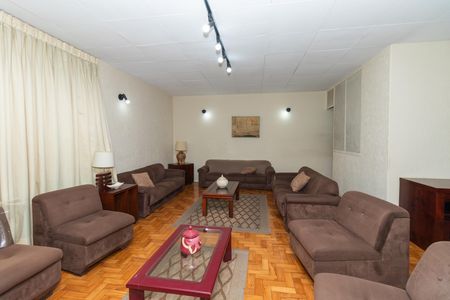 Apartamento à venda com 131m², 3 quartos e 1 vaga Apartamento à venda com 131m², 3 quartos e 1 vagaÁrea Comum - Salão de Festas
