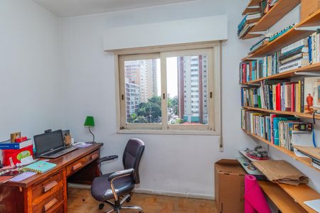 Apartamento à venda com 131m², 3 quartos e 1 vaga Apartamento à venda com 131m², 3 quartos e 1 vagaQuarto 2