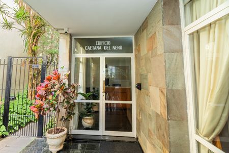 Apartamento à venda com 131m², 3 quartos e 1 vaga Apartamento à venda com 131m², 3 quartos e 1 vagaFachada