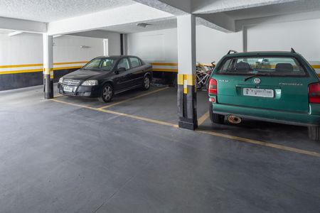 Apartamento à venda com 131m², 3 quartos e 1 vaga Apartamento à venda com 131m², 3 quartos e 1 vagaGaragem