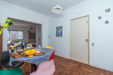 Apartamento à venda com 131m², 3 quartos e 1 vaga Apartamento à venda com 131m², 3 quartos e 1 vagaSala de Jantar