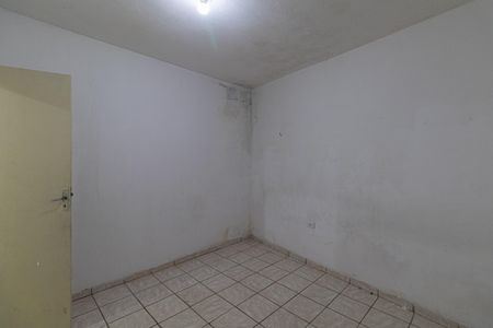 Quarto 2 de casa para alugar com 2 quartos, 100m² em Jardim Robru, São Paulo