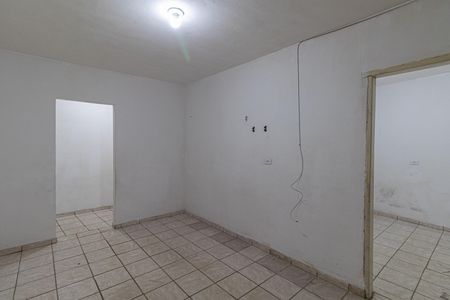 Sala de casa para alugar com 2 quartos, 100m² em Jardim Robru, São Paulo