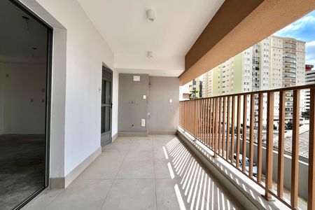 Varanda de apartamento à venda com 2 quartos, 75m² em Parque Imperial, São Paulo
