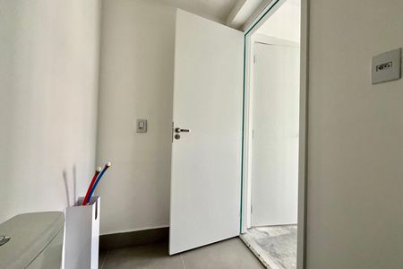 Apartamento à venda com 75m², 2 quartos e 1 vaga Apartamento à venda com 75m², 2 quartos e 1 vagaBanheiro da Suíte 2