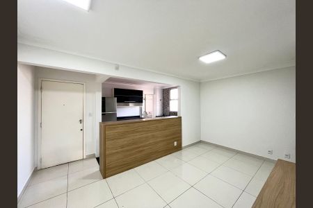 Sala de apartamento para alugar com 1 quarto, 50m² em Centro, Campinas